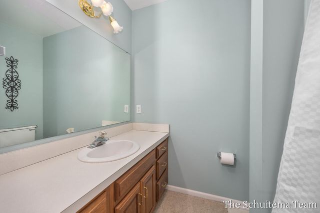 2614 Rolling Ridge Lane, Grand Rapids, MI 49534