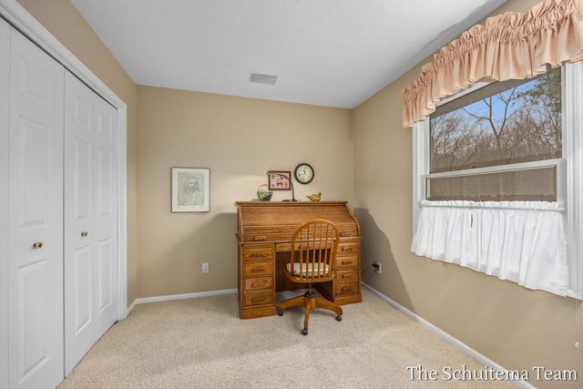 2614 Rolling Ridge Lane, Grand Rapids, MI 49534