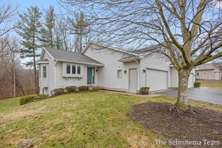 2614 Rolling Ridge Lane, Grand Rapids, MI 49534