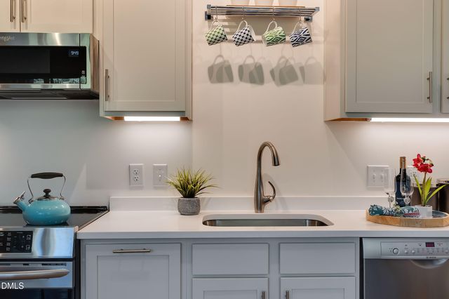 610 Trent Drive Unit 403, Durham, NC 27705