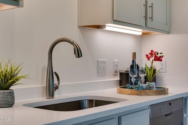 610 Trent Drive Unit 403, Durham, NC 27705