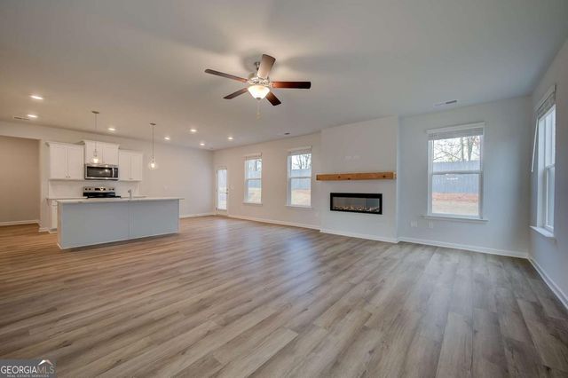 113 St Annes Place, Covington, GA 30016