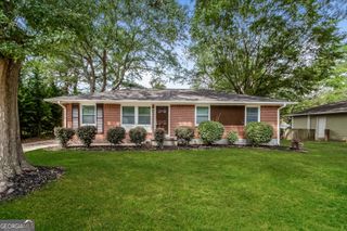 742 King Road, Jonesboro, GA 30236