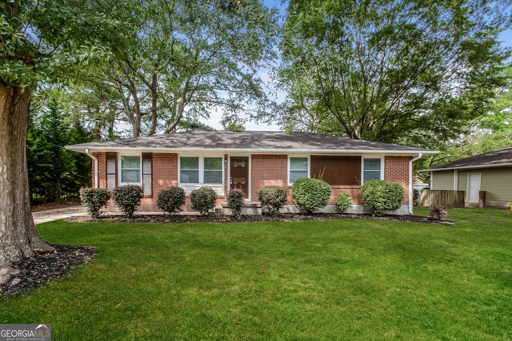 742 King Road, Jonesboro, GA 30236