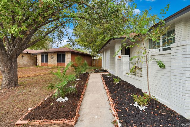 3103 Meadow Pass, San Antonio, TX 78251