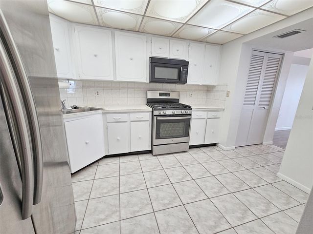 5980 SHORE BOULEVARD S 405, Gulfport, FL 33707