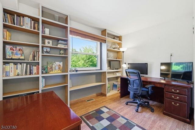 87 Readington Rd, Readington Twp., NJ 08889