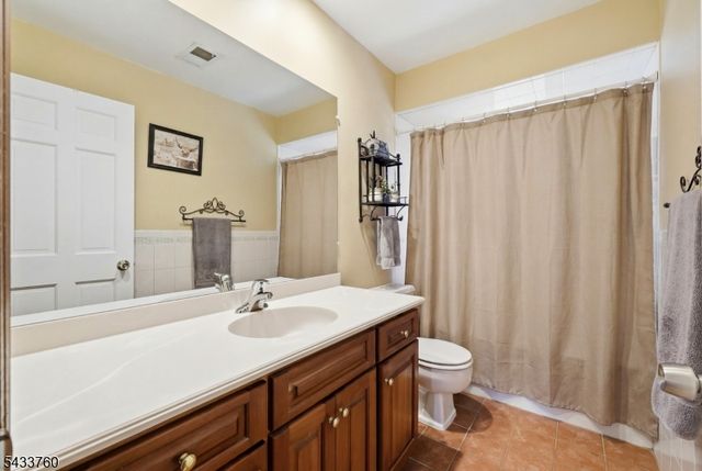87 Readington Rd, Readington Twp., NJ 08889
