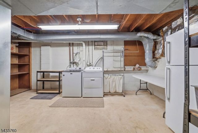 87 Readington Rd, Readington Twp., NJ 08889