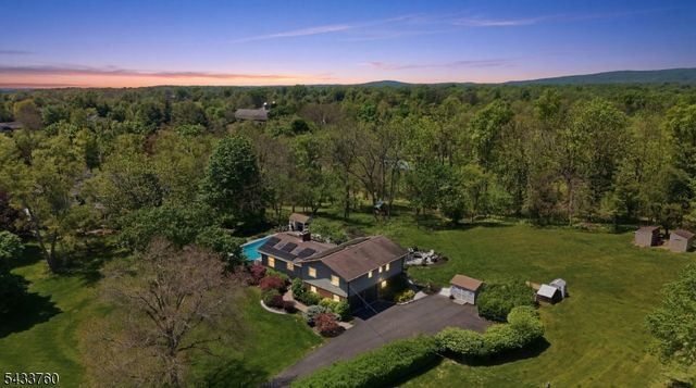 87 Readington Rd, Readington Twp., NJ 08889