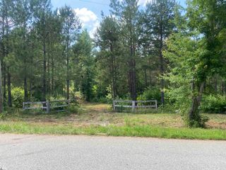 421 Mordeci Mountain Road, Gray Court, SC 29645