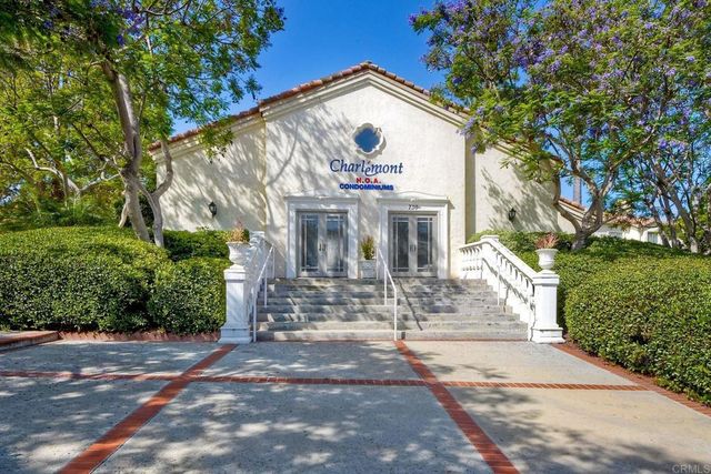 750 Breeze Hill Road 121, Vista, CA 92081