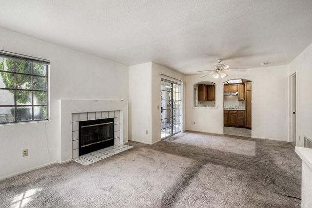 750 Breeze Hill Road 121, Vista, CA 92081