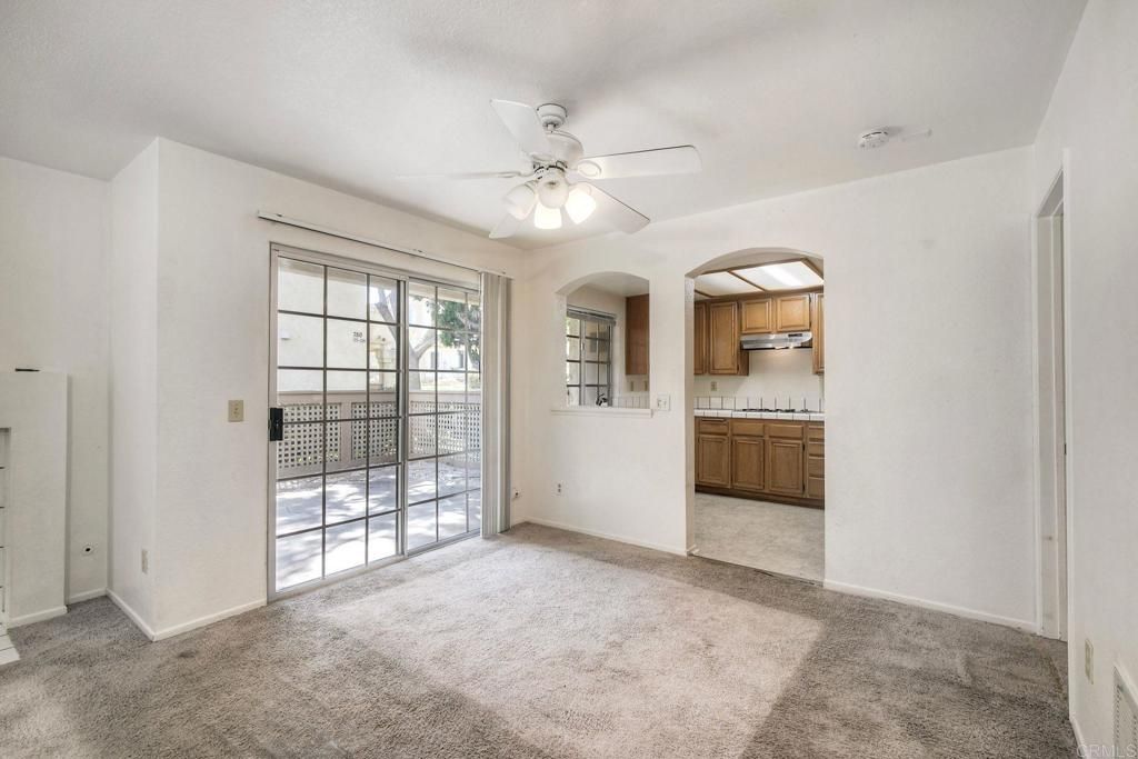 750 Breeze Hill Road 121, Vista, CA 92081 — photo 5