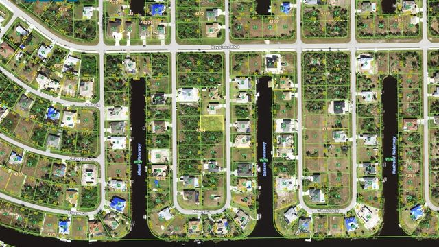 9509 MIAMI CIRCLE, Port Charlotte, FL 33981