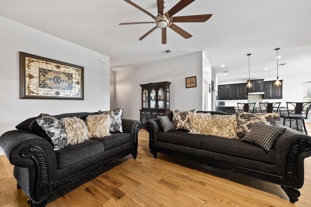 328 Running water Trail, Fort Worth, TX 76131