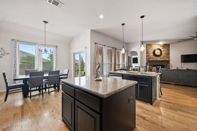 328 Running water Trail, Fort Worth, TX 76131