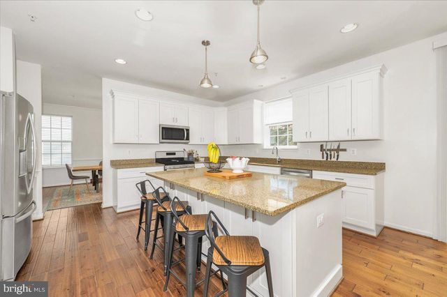 971 ERNA DR, Sykesville, MD 21784