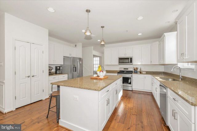 971 ERNA DR, Sykesville, MD 21784