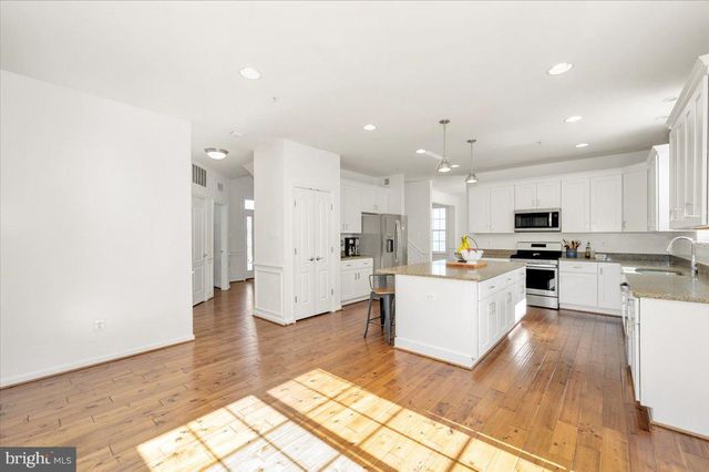 971 ERNA DR, Sykesville, MD 21784