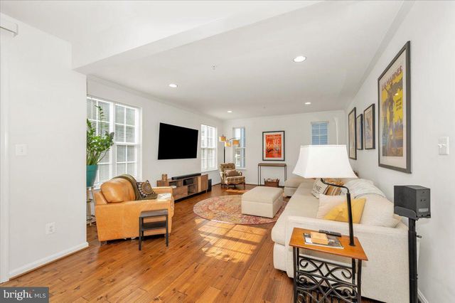 971 ERNA DR, Sykesville, MD 21784