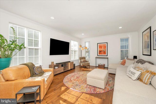 971 ERNA DR, Sykesville, MD 21784