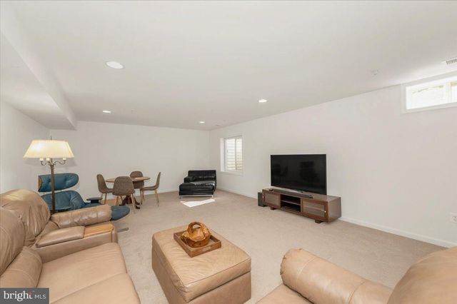 971 ERNA DR, Sykesville, MD 21784