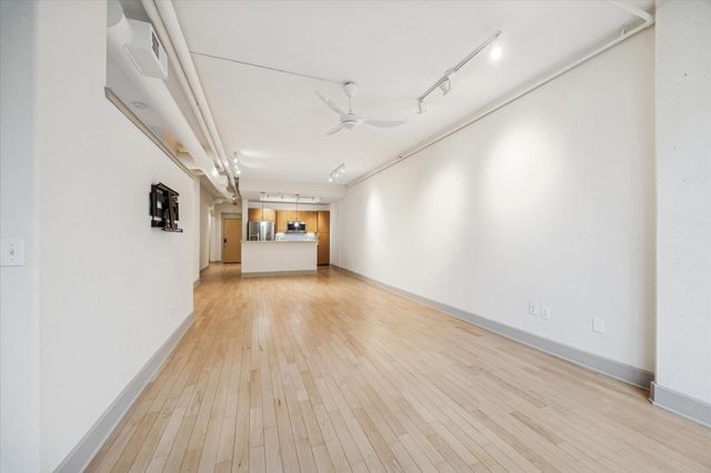 1901 Post Oak Boulevard 507, Houston, TX 77056