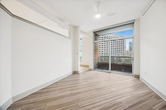 1901 Post Oak Boulevard 507, Houston, TX 77056