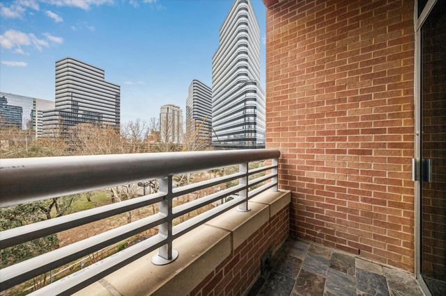 1901 Post Oak Boulevard 507, Houston, TX 77056