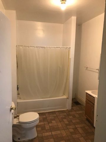 856-858 Plymouth Avenue North 856, Rochester, NY 14608