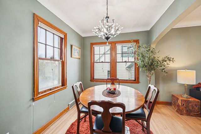 870 Parkview Avenue, Saint Paul, MN 55117