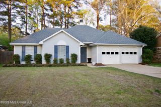 625 Twin Harbor Place, Madison, MS 39110