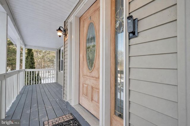 316 REAGAN DR, East Stroudsburg, PA 18301