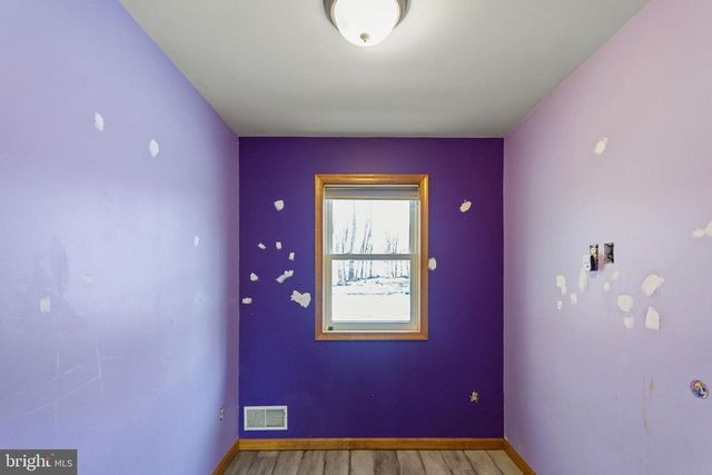 316 REAGAN DR, East Stroudsburg, PA 18301