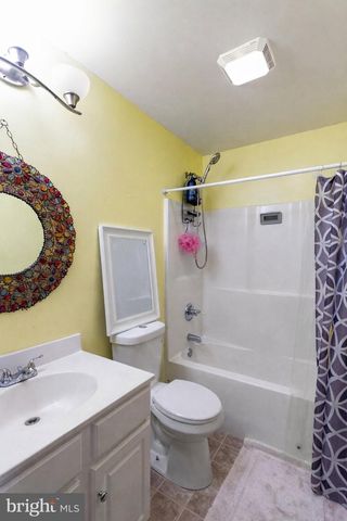 316 REAGAN DR, East Stroudsburg, PA 18301