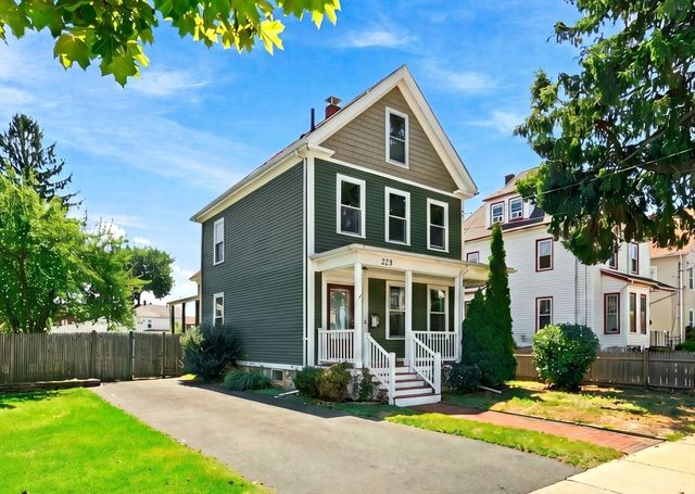 223 Webster St, Malden, MA 02148