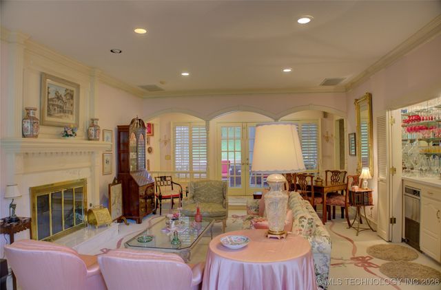 6642 S Jamestown Avenue, Tulsa, OK 74136