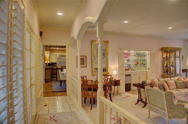 6642 S Jamestown Avenue, Tulsa, OK 74136