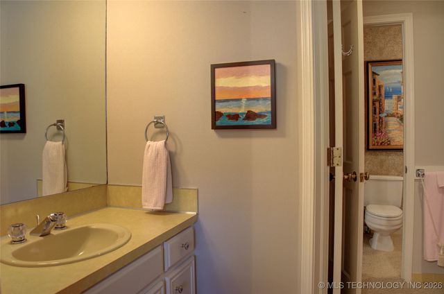 6642 S Jamestown Avenue, Tulsa, OK 74136