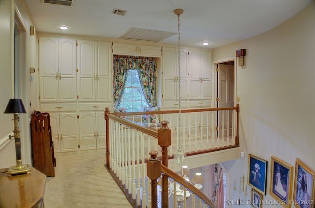 6642 S Jamestown Avenue, Tulsa, OK 74136