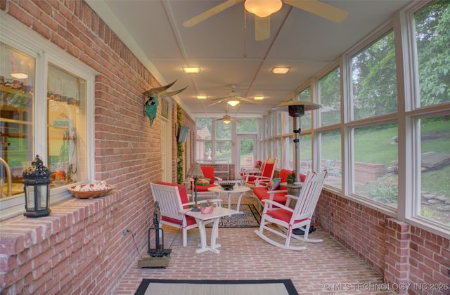 6642 S Jamestown Avenue, Tulsa, OK 74136