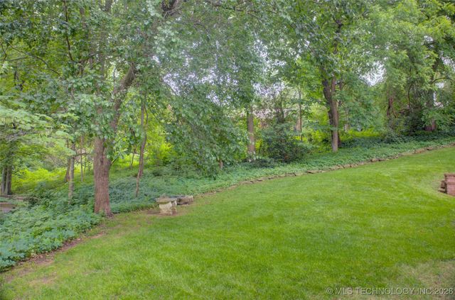 6642 S Jamestown Avenue, Tulsa, OK 74136