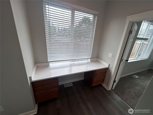1218 32nd Street NE, Auburn, WA 98002
