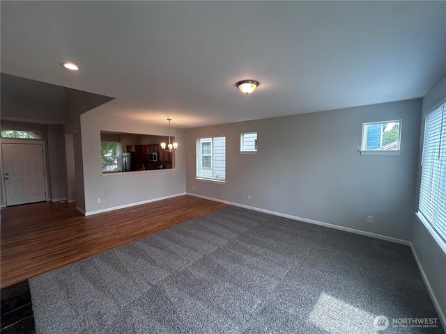 1218 32nd Street NE, Auburn, WA 98002