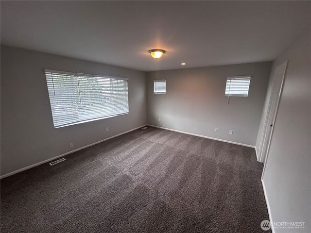 1218 32nd Street NE, Auburn, WA 98002