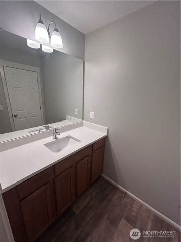 1218 32nd Street NE, Auburn, WA 98002
