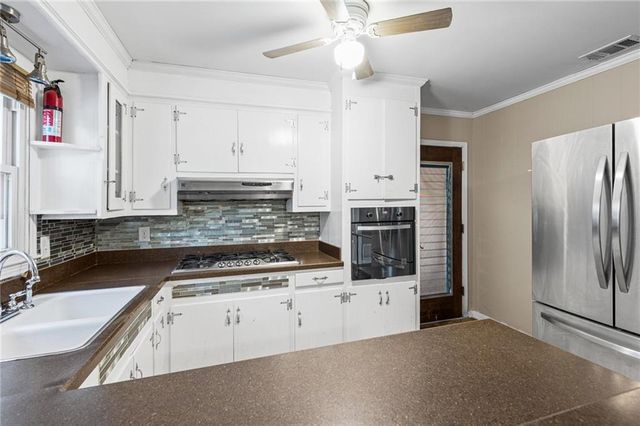 5306 Forest Park Drive, Mobile, AL 36618
