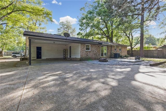5306 Forest Park Drive, Mobile, AL 36618