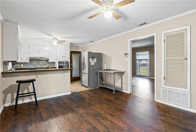 5306 Forest Park Drive, Mobile, AL 36618